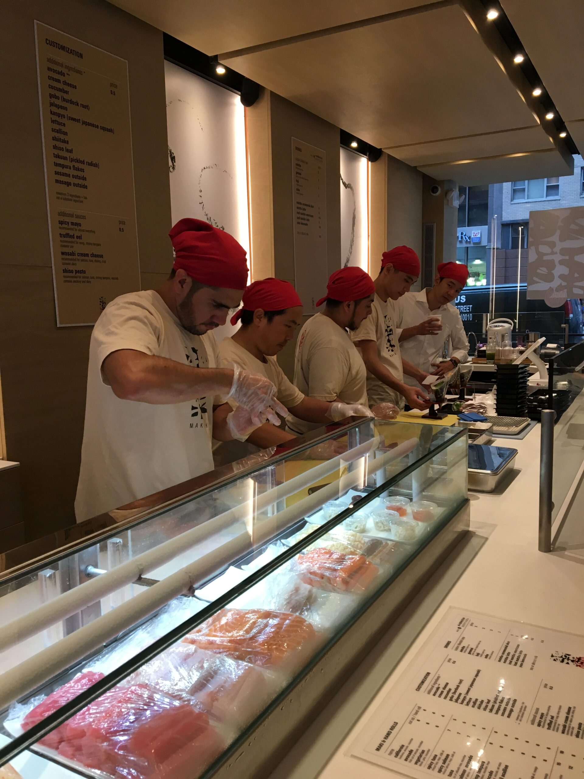 MakiMaki - The Sushi Legend